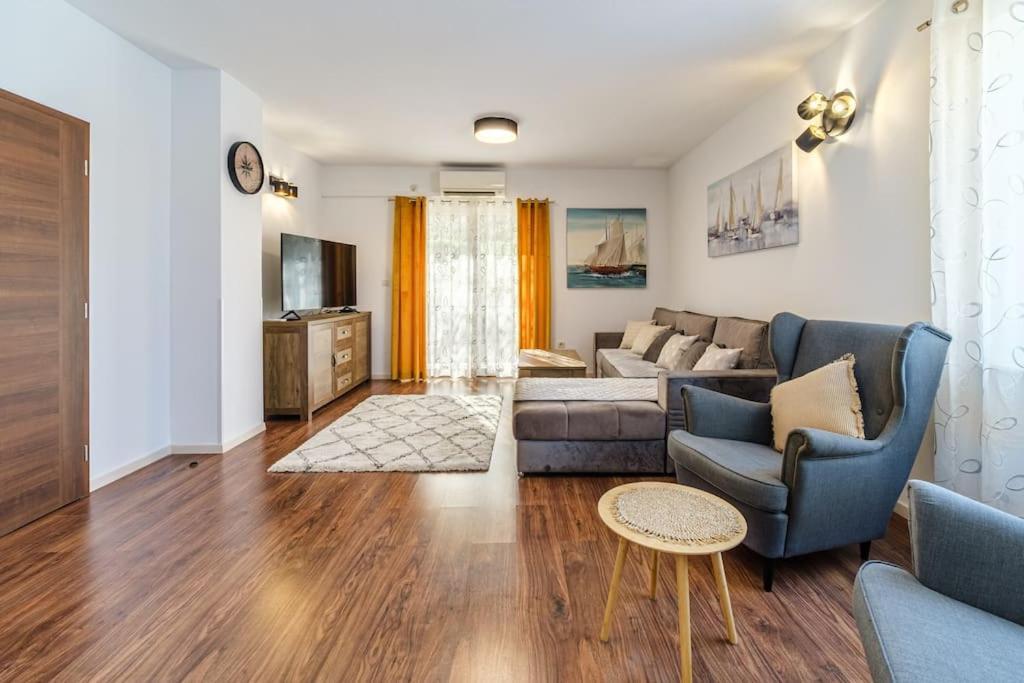 Peters Apartment スティヴァン エクステリア 写真