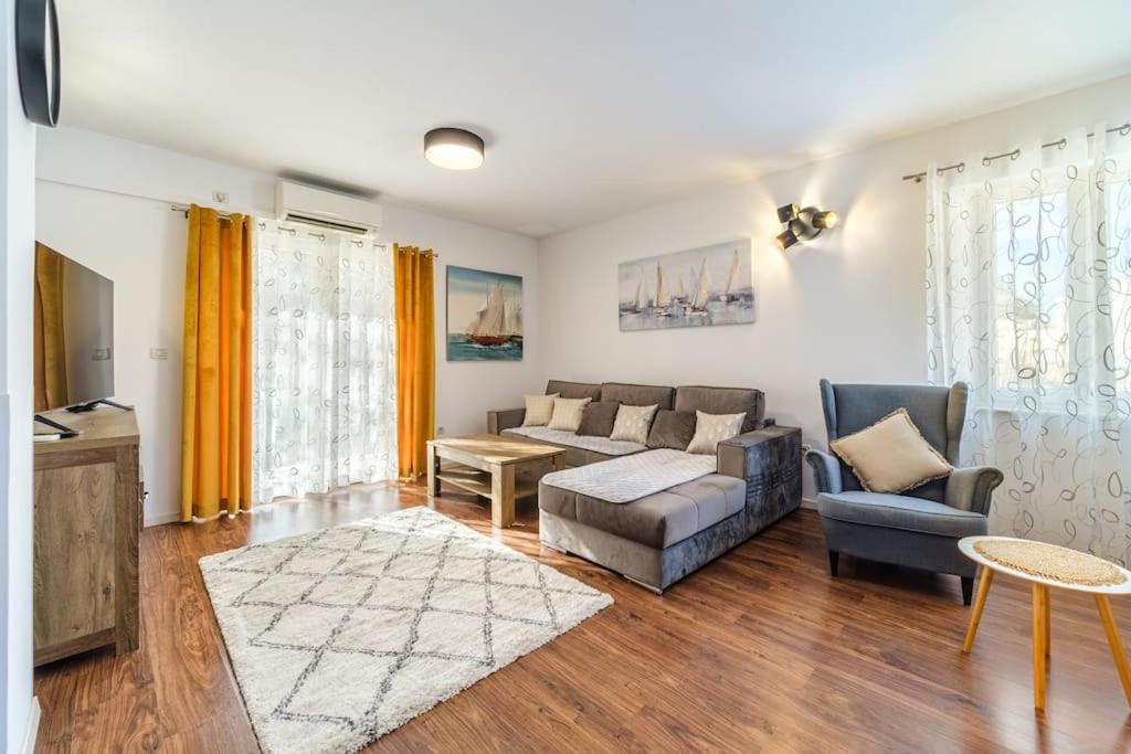 Peters Apartment スティヴァン エクステリア 写真